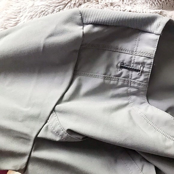 Infinity scrub top - Picture 2 of 2